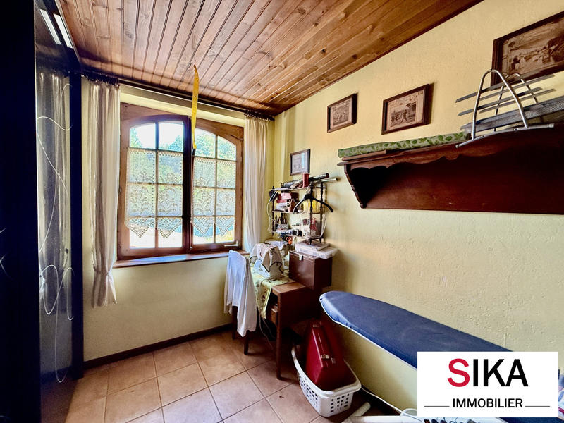 Maison - 121 m² - 6 pièces