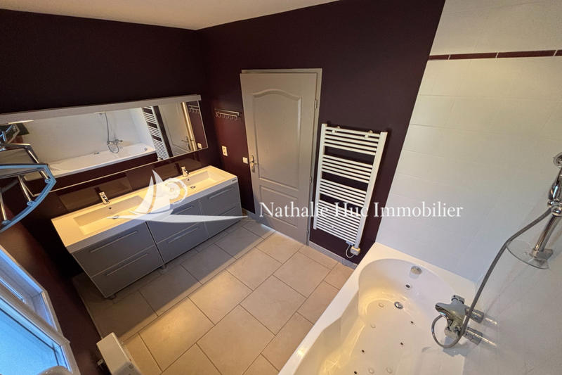 Maison - 163 m² - 5 pièces