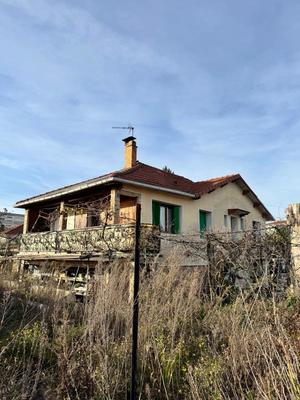 Maison - 189 m² - 3 pièces