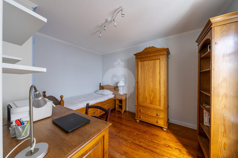 Appartement - 103 m² - 5 pièces