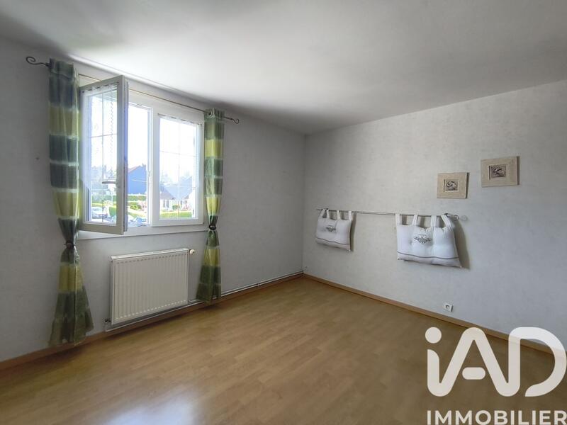 Maison - 121 m² - 6 pièces