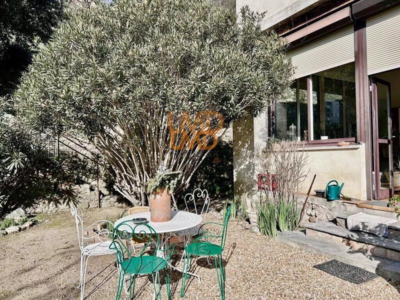 Maison ancienne - 168 m² - 6 pièces