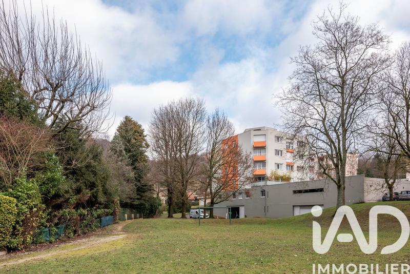 Appartement - 65 m² - 2 pièces