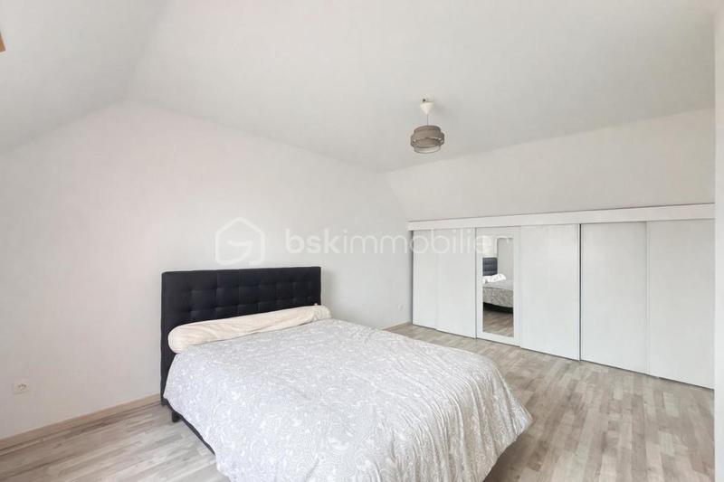 Pavillon - 132 m² - 6 pièces