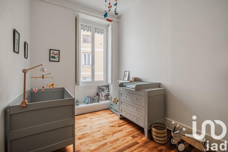 Appartement - 110 m² - 4 pièces