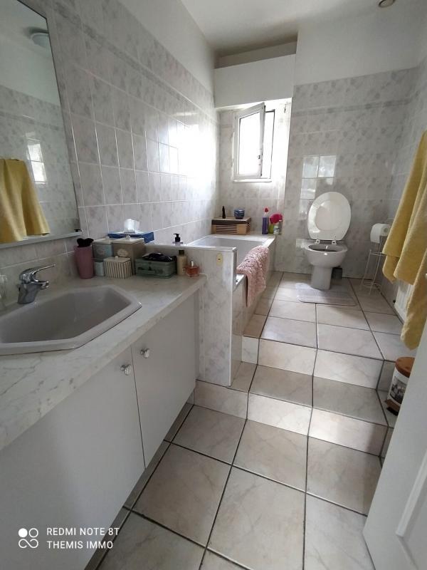 Appartement - 90 m² - 4 pièces