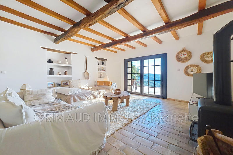 Maison - 155 m² - 5 pièces