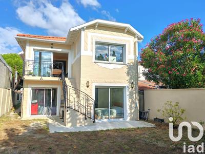 Maison - 125 m² - 4 pièces