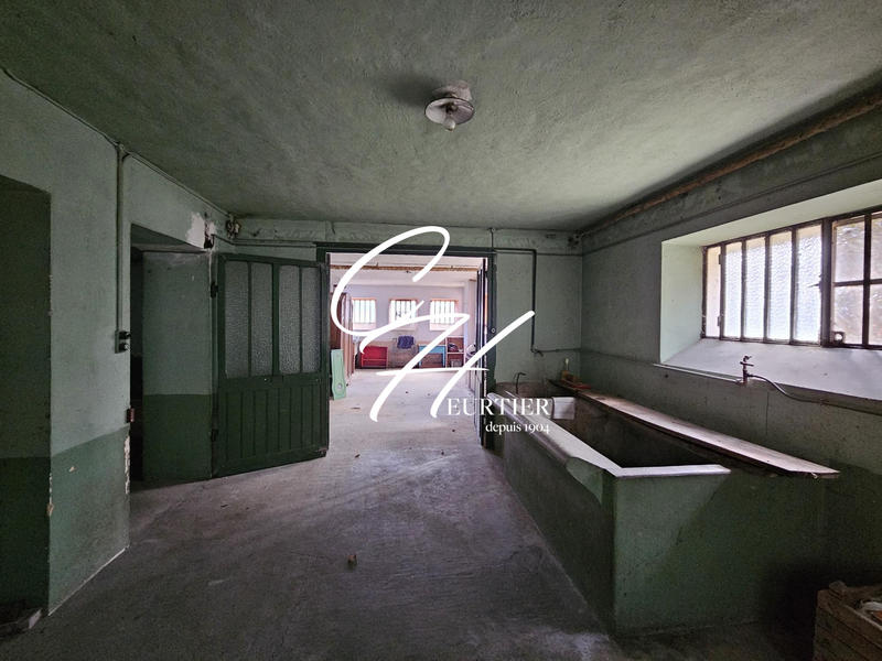 Appartement - 120 m² - 5 pièces