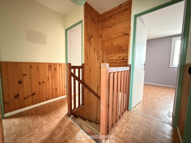 Maison - 93 m² - 5 pièces