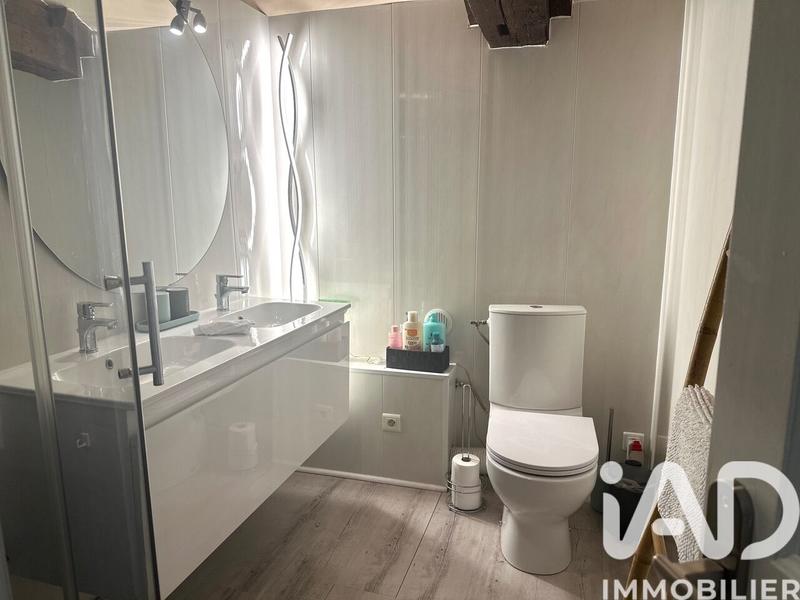 Maison - 140 m² - 5 pièces