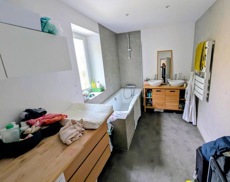 Maison de ville - 107 m² - 5 pièces