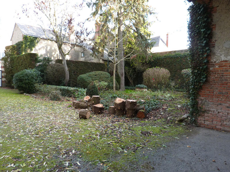 Maison - 240 m² - 10 pièces