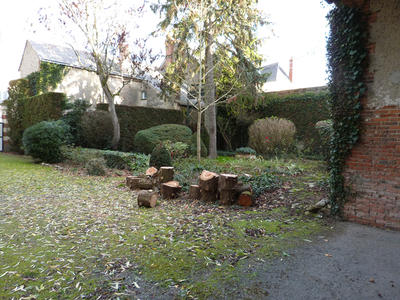 Maison - 240 m² - 10 pièces