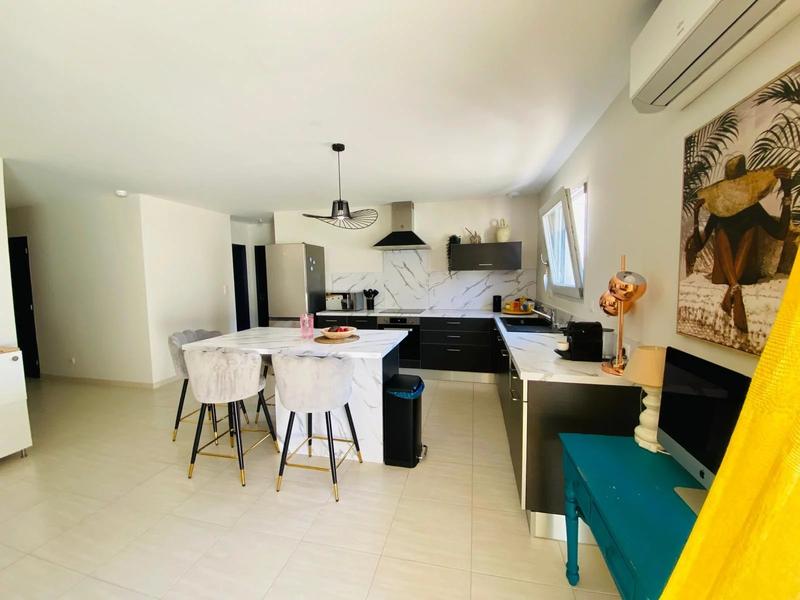 Maison - 91 m² - 4 pièces