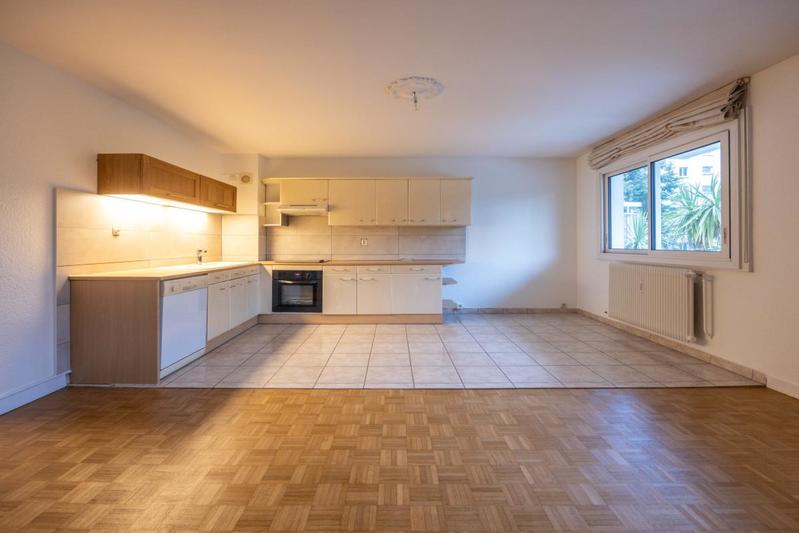 Appartement - 80 m² - 3 pièces