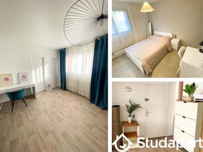 Chambre - 10 m² - 1 pièce