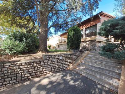 Maison - 166 m² - 5 pièces