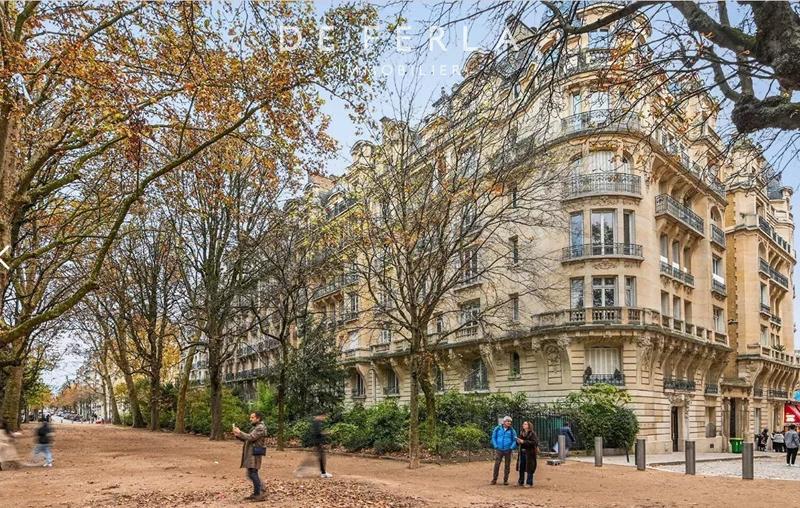 Appartement - 172 m² - 5 pièces