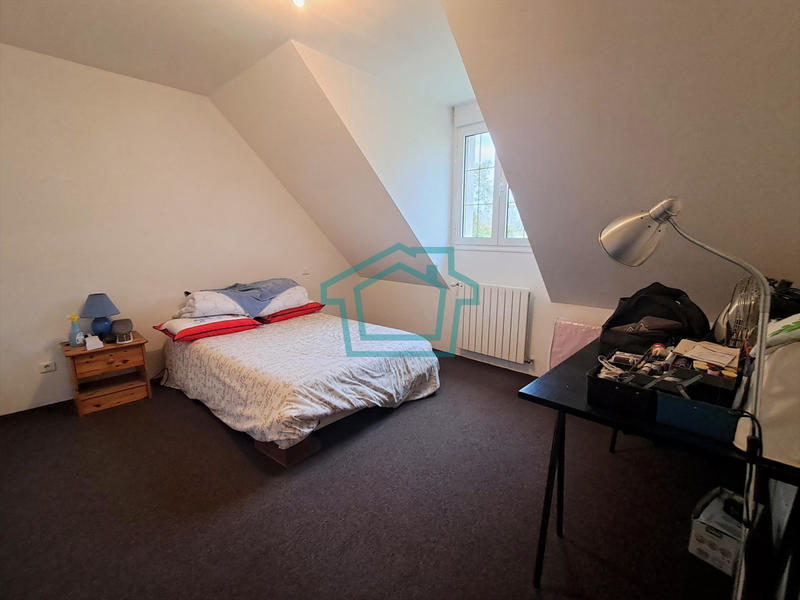 Maison - 205 m² - 7 pièces