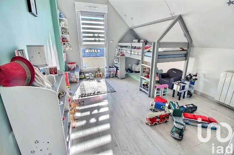 Maison - 145 m² - 5 pièces