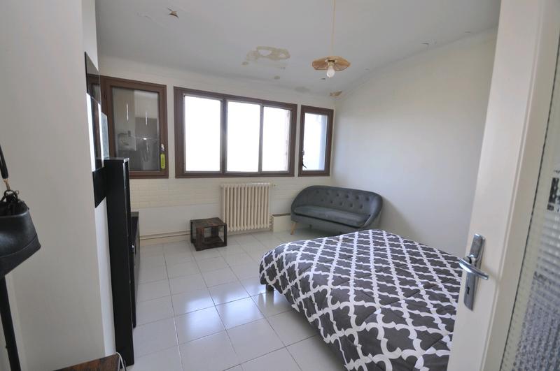 Maison - 184 m² - 8 pièces