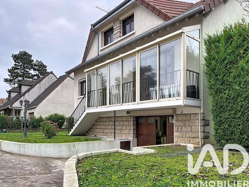 Maison - 142 m² - 5 pièces