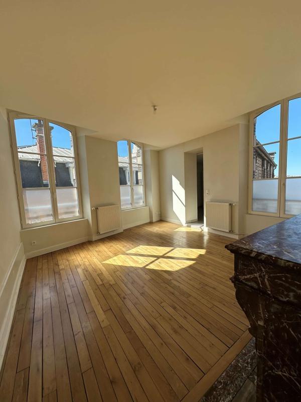 Appartement - 79 m² - 3 pièces