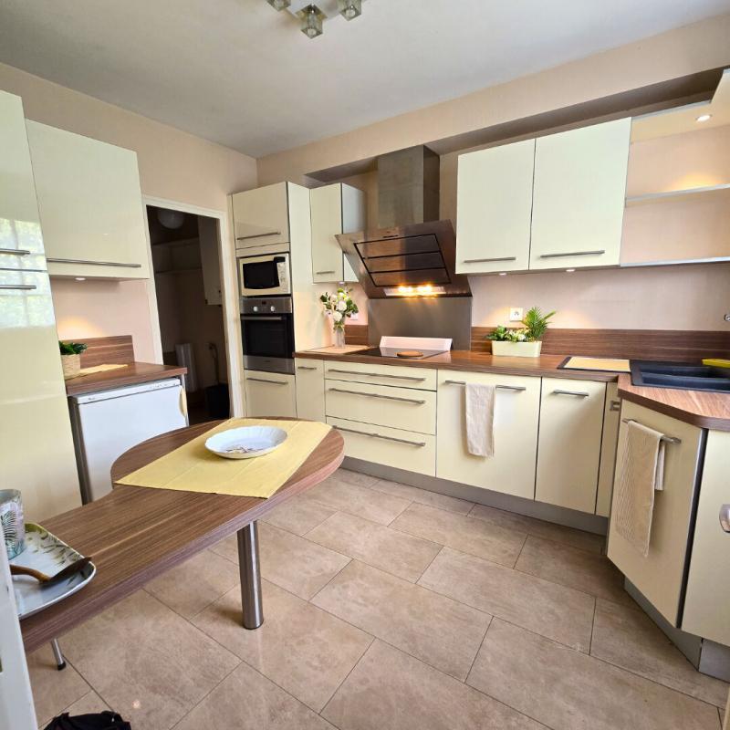 Maison - 144 m² - 6 pièces