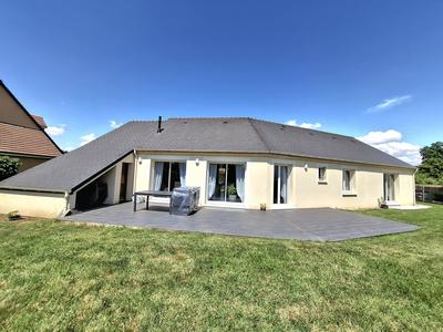 Maison - 138 m² - 6 pièces