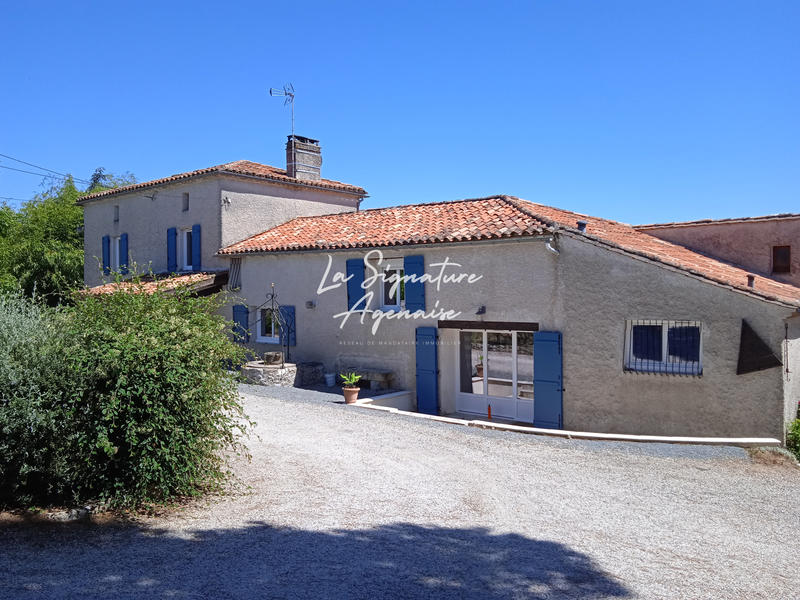 Maison - 260 m² - 7 pièces