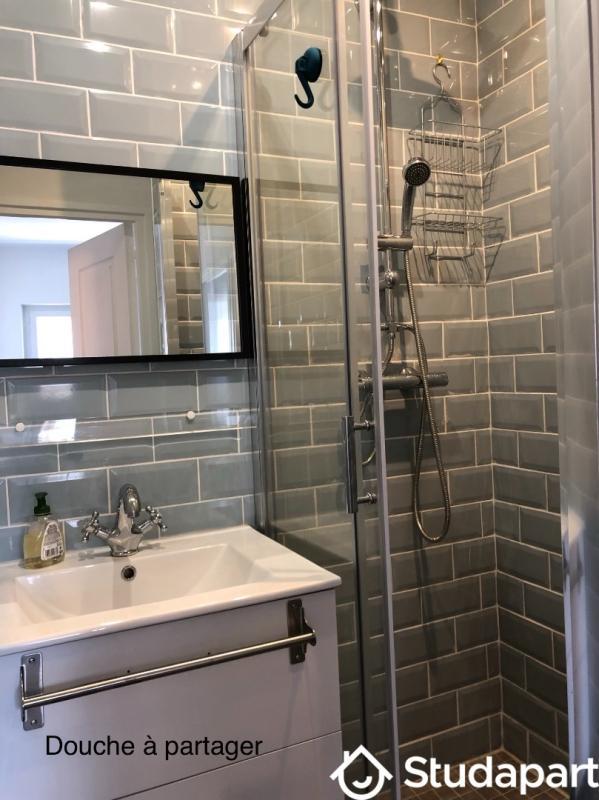 Chambre - 9 m² - 1 pièce