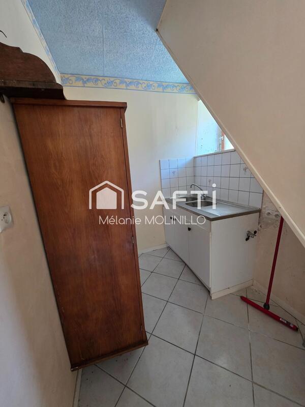 Maison - 97 m² - 8 pièces