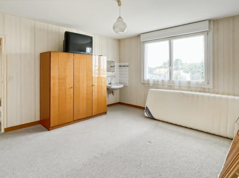 Maison - 175 m² - 10 pièces