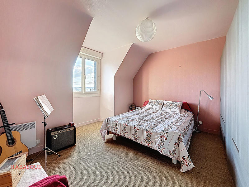 Maison - 129 m² - 6 pièces