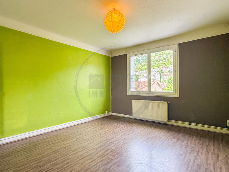 Appartement - 91 m² - 5 pièces