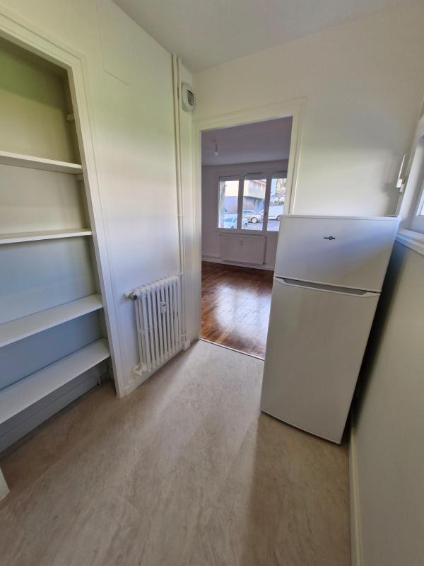 Studio - 27 m² - 1 pièce