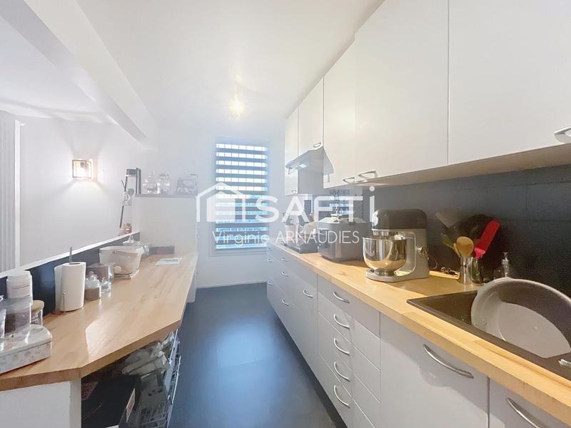 Appartement - 94 m² - 5 pièces