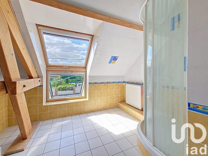 Maison - 204 m² - 7 pièces