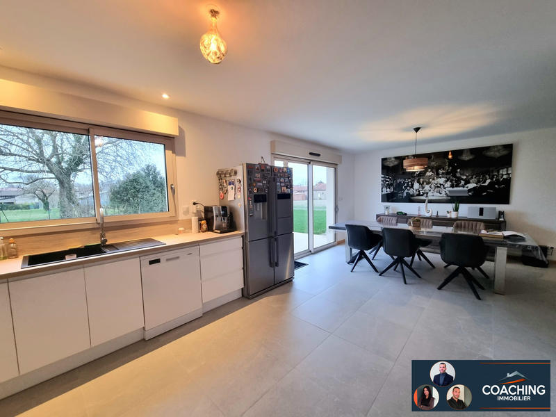 Maison - 103 m² - 5 pièces