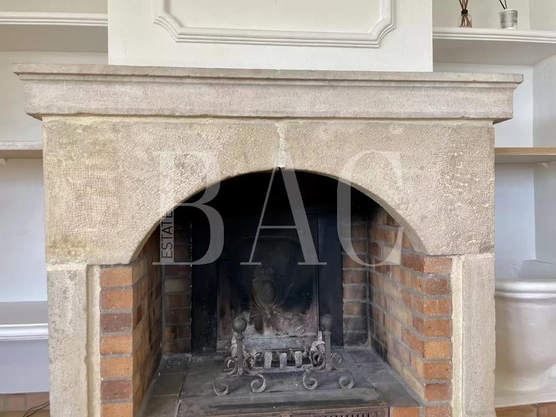 Villa - 350 m² - 7 pièces