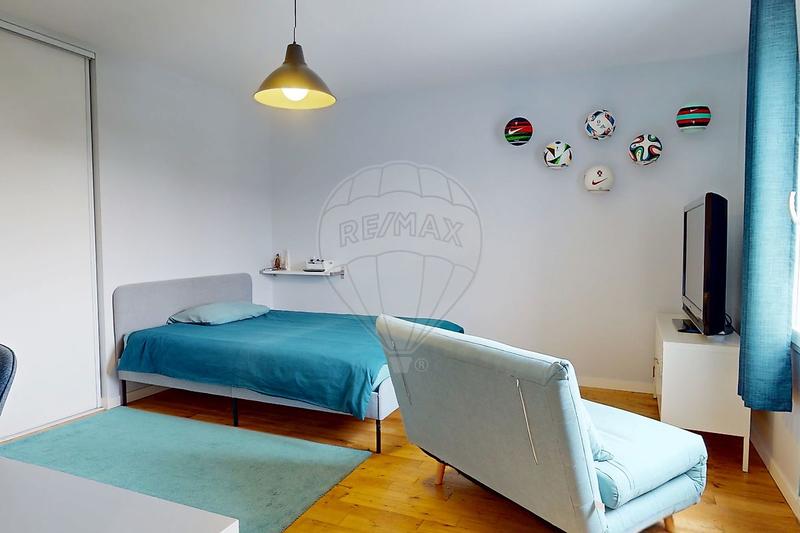 Maison - 173 m² - 6 pièces