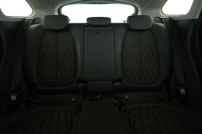 Bmw X1 sDrive18i xLine Dkg7 140 ch