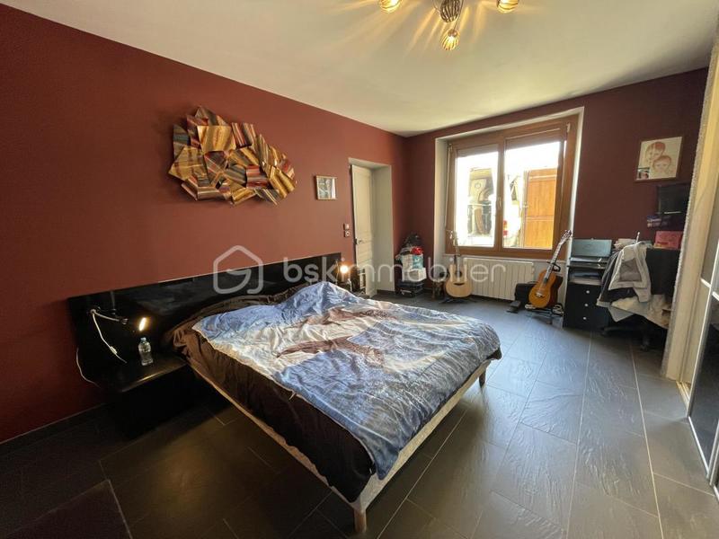 Maison - 122 m² - 5 pièces