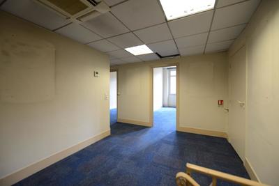 Local commercial - 200 m²