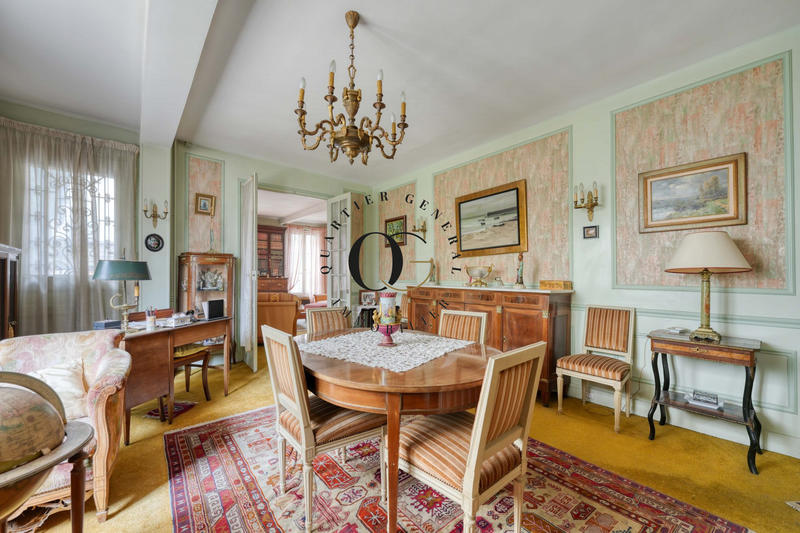 Maison - 200 m² - 8 pièces