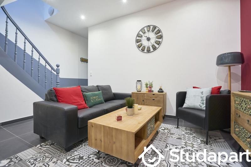 Chambre - 13 m² - 1 pièce