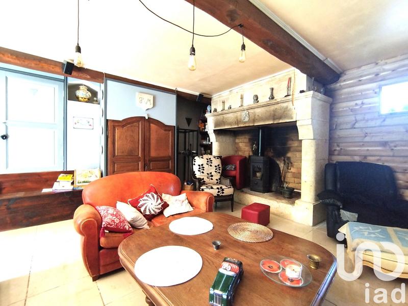 Maison - 235 m² - 8 pièces