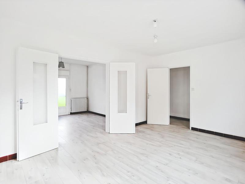 Maison - 96 m² - 5 pièces