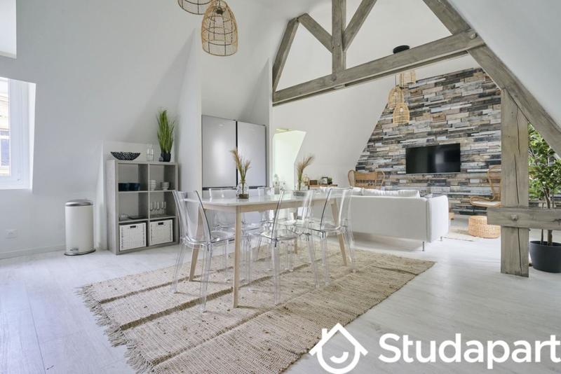 Chambre - 13 m² - 1 pièce